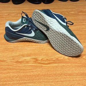 Nike Women’s Metcon 3